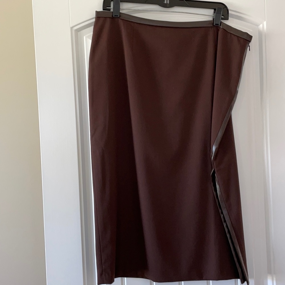 NWOT Clifford & Wills Brown Skirt with Faux Leather Piping on Side